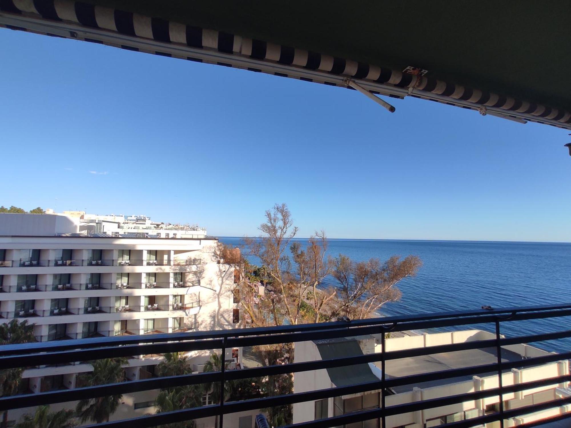 Apartamento En Primera Linea De Playa B Centro De Μαρμπέλλα Εξωτερικό φωτογραφία